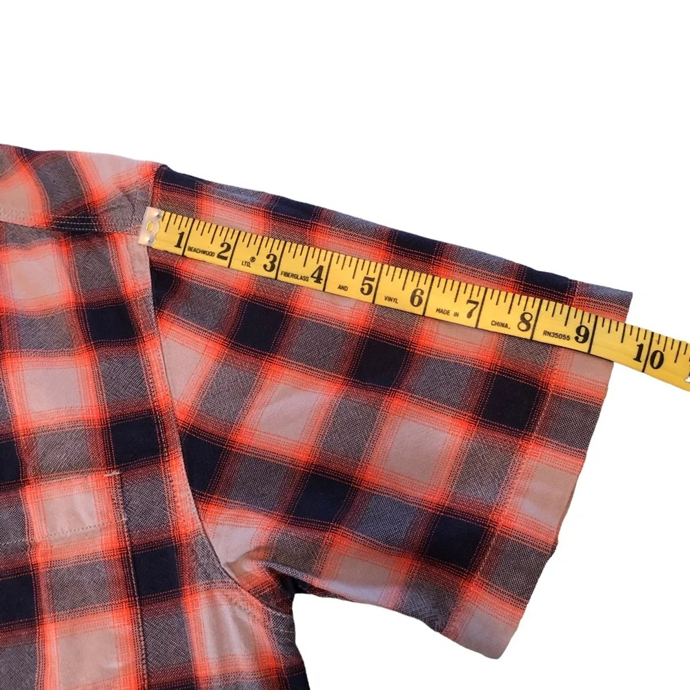 The North Face Short Sleeve Plaid Shirt Men’s Size S